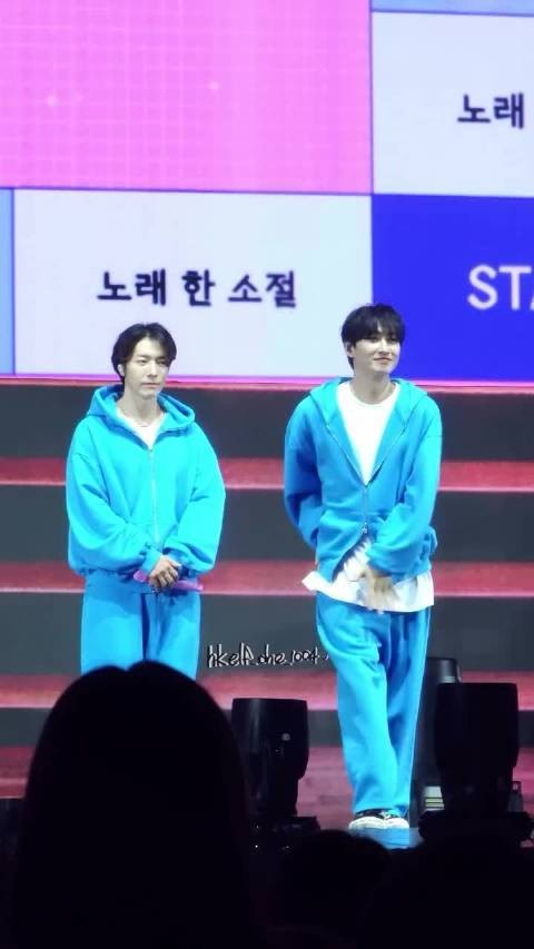 这个舞蹈他俩跳了 Cr:hkelf_dne_1004