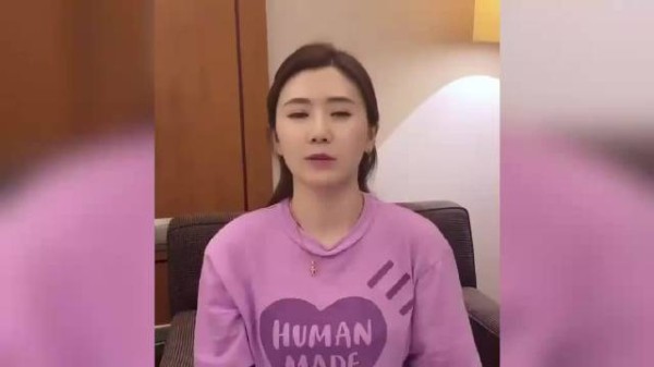 福原爱自曝第三胎曾发育不良,子女和新婚丈夫一起生活 刚陪长女过完8岁生日