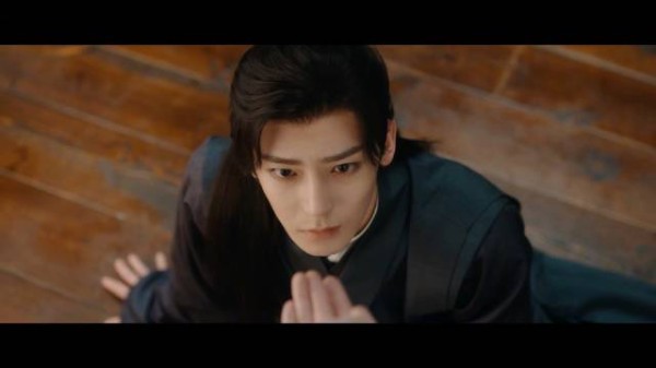 陆江来故意摔倒荣善宝面前,温粲大哭打断两人