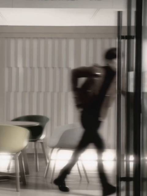 刷到这条抖，评论区第一个高赞就是诚意你还是去吐血吧啊啊啊啊