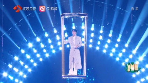 王俊凯温情献唱生长