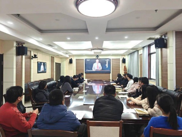 菏泽市市场监管局举办“共读一本红色经典”读书分享交流会