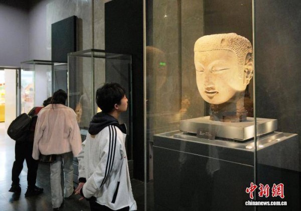 成都：民众博物馆里度元旦假期