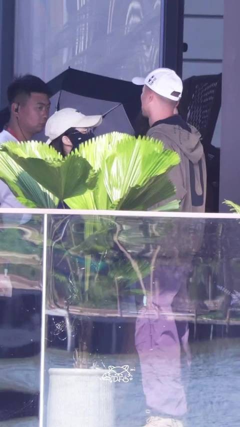 杨幂《末路狂花》路透，好美的幂啊～生病（剧里）了都这么好看