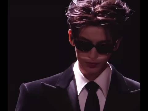 沈梦辰被张凌赫帅到掐人中，汪涵面前失态