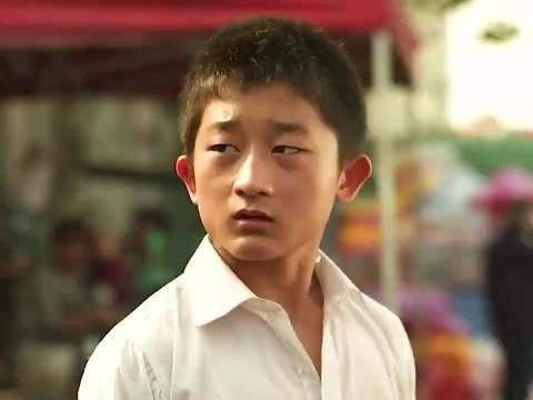 男孩被爷爷收养后得到全村人的支助,多年后逆袭回报全村人!