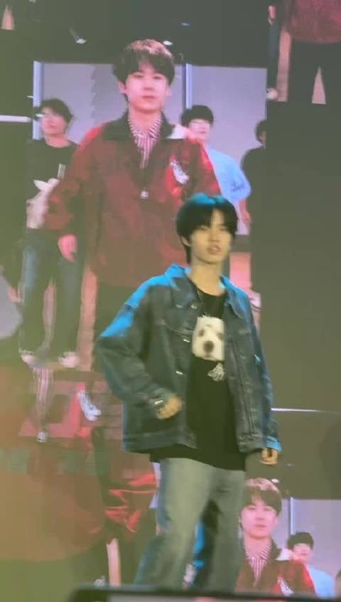 太帅了,钎城是真会啊,这个画面对我眼睛很好