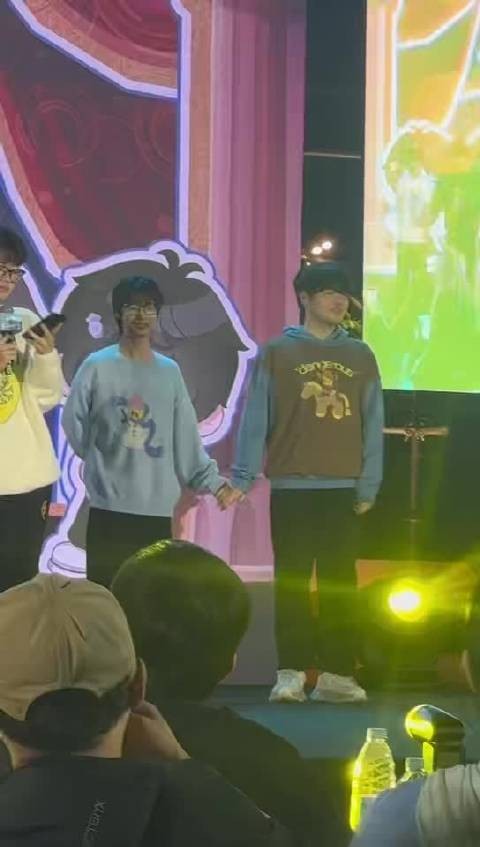 WB跳爱的华尔兹舞步翩翩甜度爆表