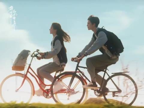 毕雯珺张淼怡新剧演绎救赎美学,豹猫CP氛围感拉满