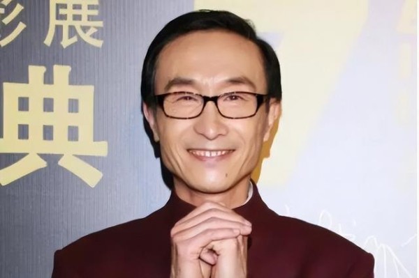 小品表演艺术家巩汉林出演短剧，巩汉林：很早就开始接触微短剧拍摄，真的不一样，不过再短也是剧