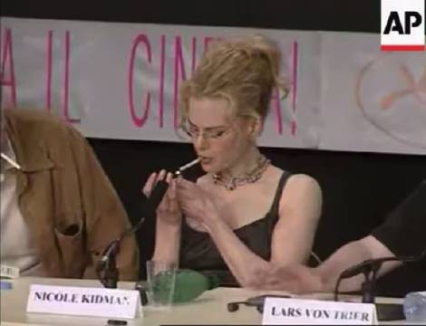 妮可戛纳宣传《狗镇》吸烟引争议,反吸烟团体炮轰其误导青少年