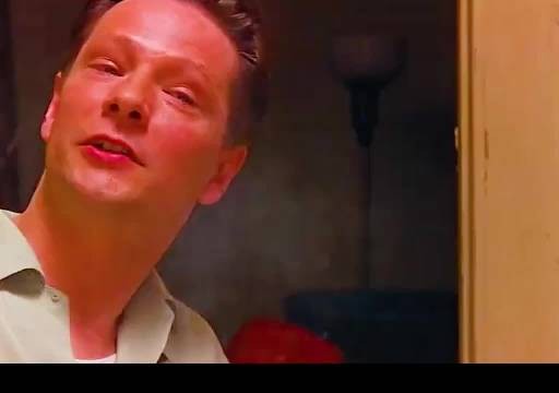 男孩惨遭家暴,他该如何自我救赎!