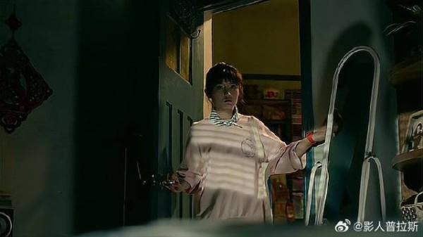 哥哥成别人的，张子枫回家没以前的吵闹，不是滋味