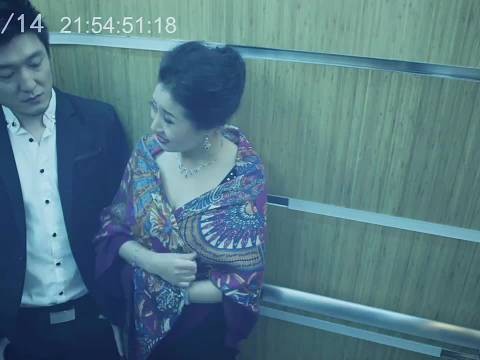 保安无聊看监控，不料看到了恐怖的一幕