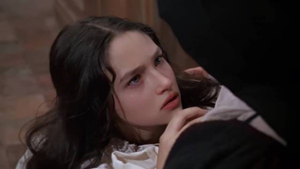 来看看七个国家为艺术献身的绝美女星!都是盛世美颜!