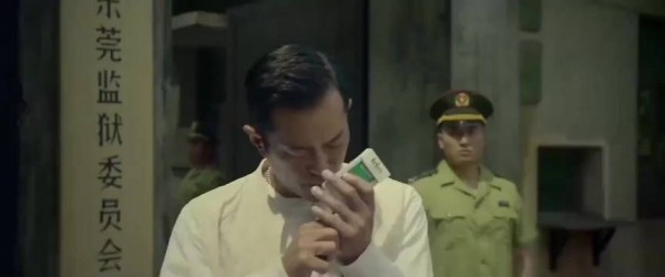 古天乐刚从监狱出来，就有美女开豪车接他，这身材太棒了