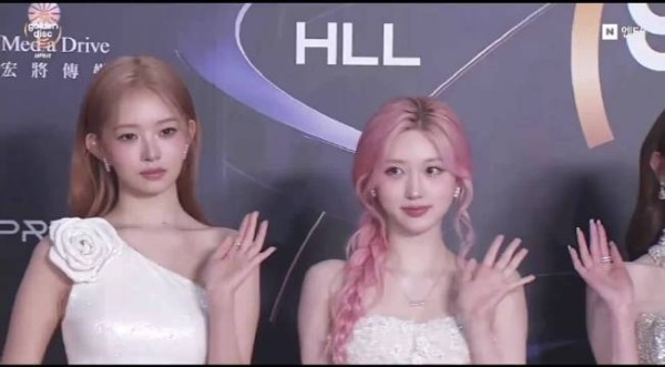 给我芙一套礼服 足以美翻全场！