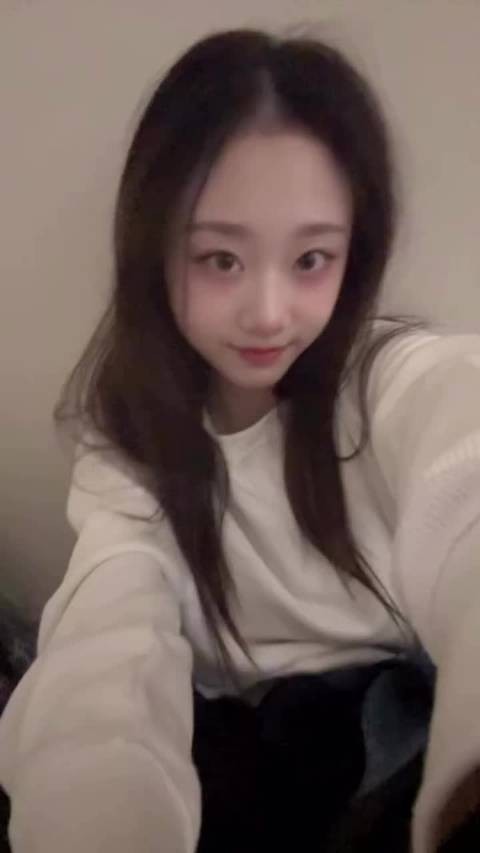 李孝元你现在的任务是一天更新十条小视频