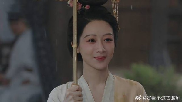 牡丹尝过糕点后，立马追出去找对方，竟然真是秦六郞！