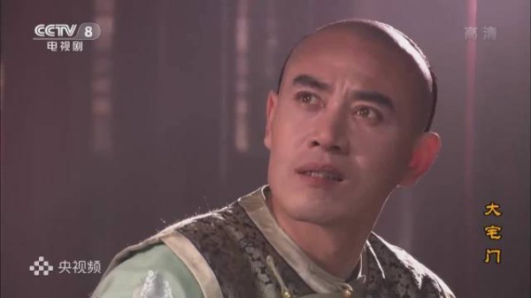 《大宅门》白景琦豪掷千金为见杨九红，畅春园掌柜识破身份忙烫酒