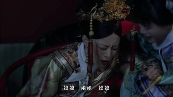 甄嬛生产危急保子心切，宁舍己命护骨肉
