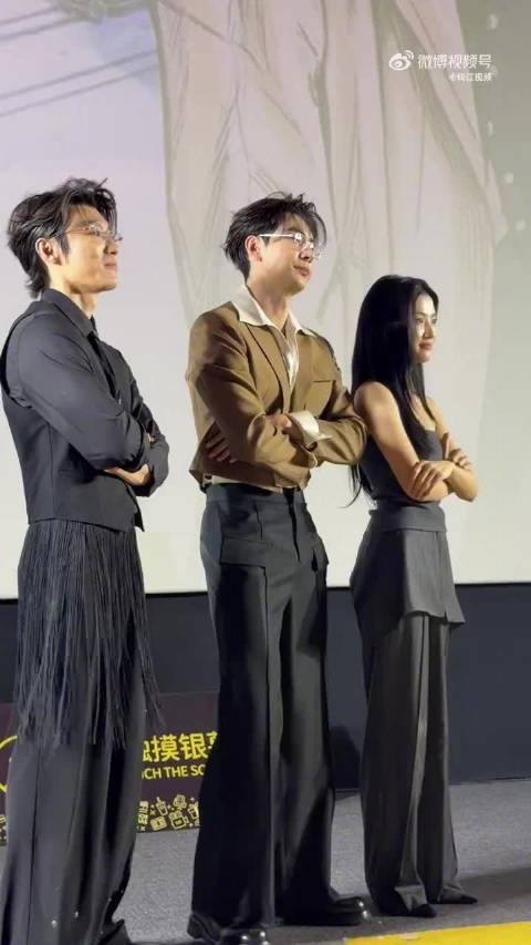 陈星旭对代旭撒娇：三人共跳撒娇舞