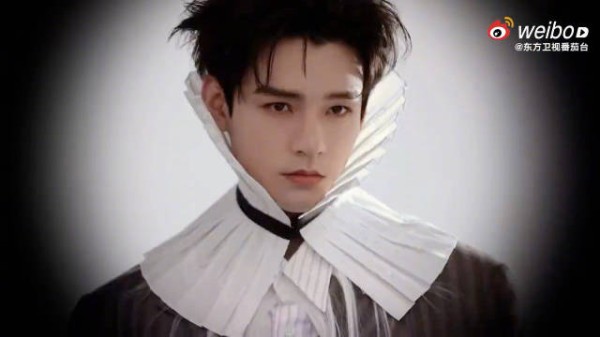 多面灵感,打破既定想象,跟随@龚俊Simon 一同探索每一面