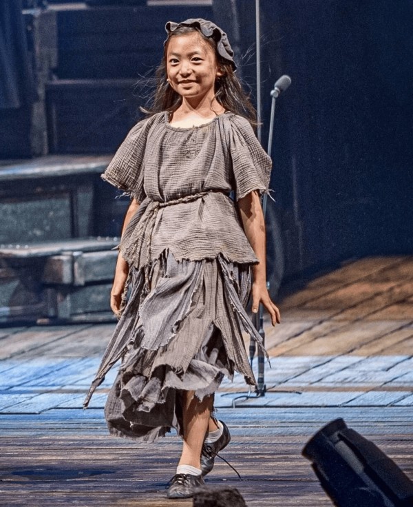 黄夏朗：我是音乐剧《悲惨世界》中国版“小珂赛特”