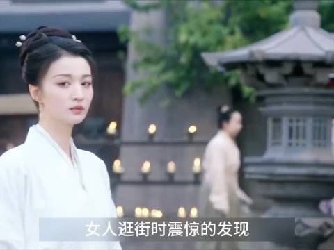 女孩意外发现眼前摆摊之人，竟是消失的亲舅舅伪装的