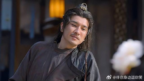 白校书去找燕子京却被拒之门外，转头看到曾经的姐妹