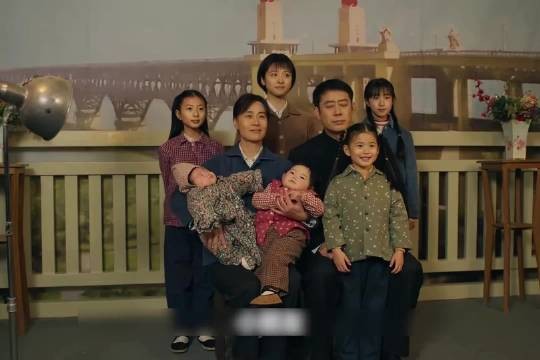 男人虽然有六个女儿，但女婿是一个比一个顶，但结局却出乎意料