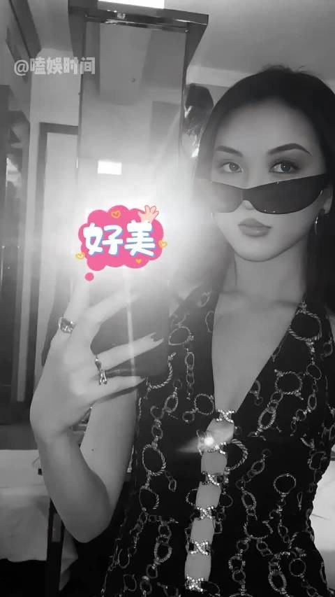 此一时彼一时！18年前因兔唇宝宝被嘲的李嫣，如今“整容式”长大气质赶超王菲