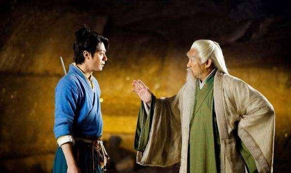 说郭靖强过师傅洪七公,不可能,金庸笔下徒弟胜过师傅的只有一人