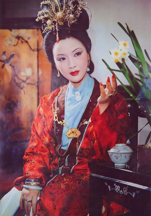 秦可卿为何是《红楼梦》中最大的谜团？