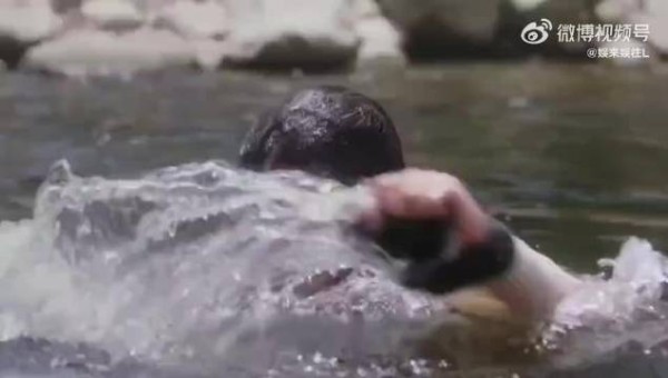 这绝对是李嘉欣最想删除的电影