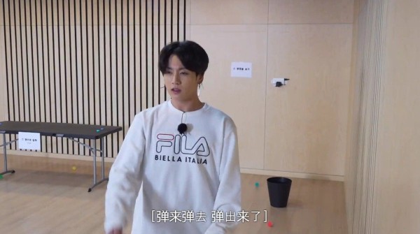 田柾国 210126 你这坏球 怎么欺负小朋友呢