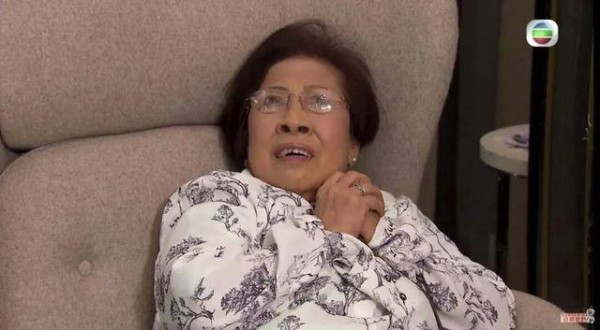 87岁TVB御用绿叶热播剧消失数月终回归，地位险被前亚视一姐取代