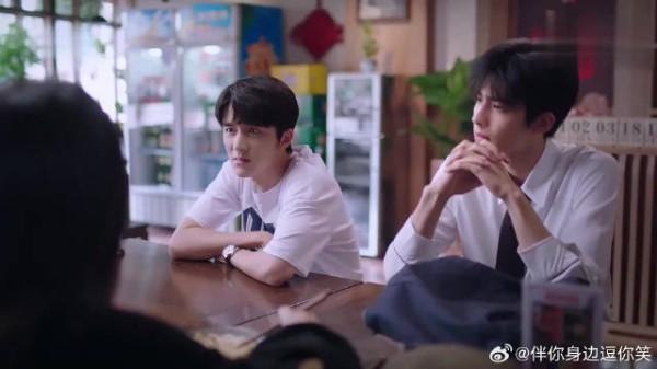 李尖尖去约会,哥俩如临大敌,紧张的样子太可爱