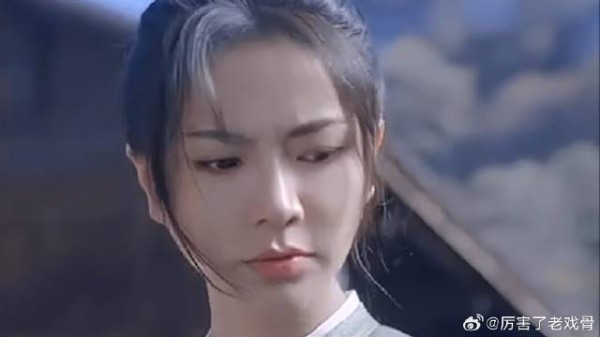 女主私自传家主领，谁料叔叔不买她的账