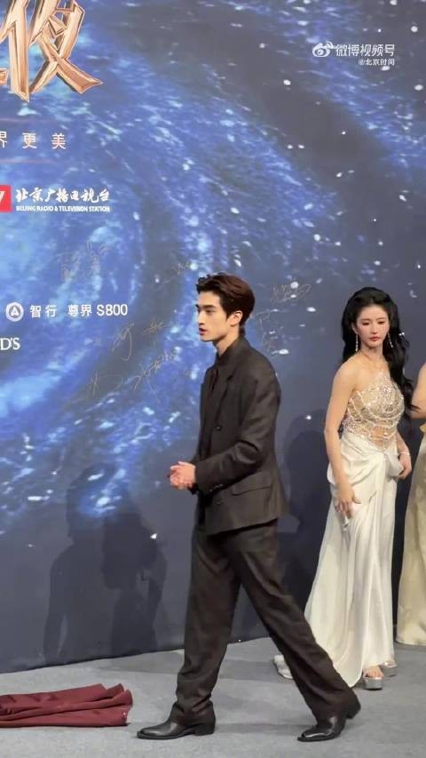 张康乐帅得好权威