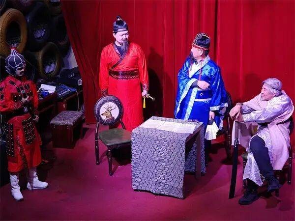 原创舞台剧《章草之剑》亮相亚布力｜2026哈尔滨书坛新春联谊会举行