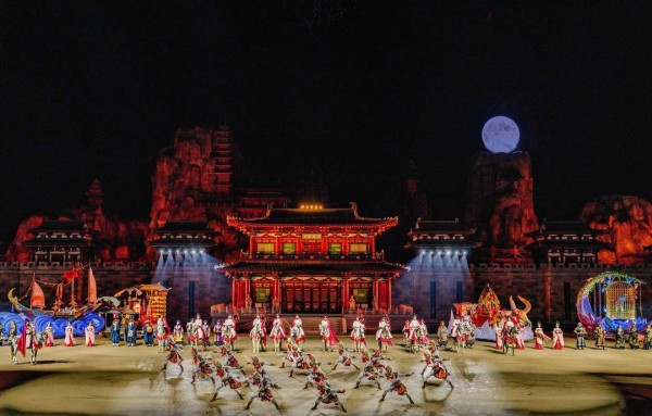 马年春节新爆点,琅琊古城推出开年大剧《国士·捍山河》震颤灵魂