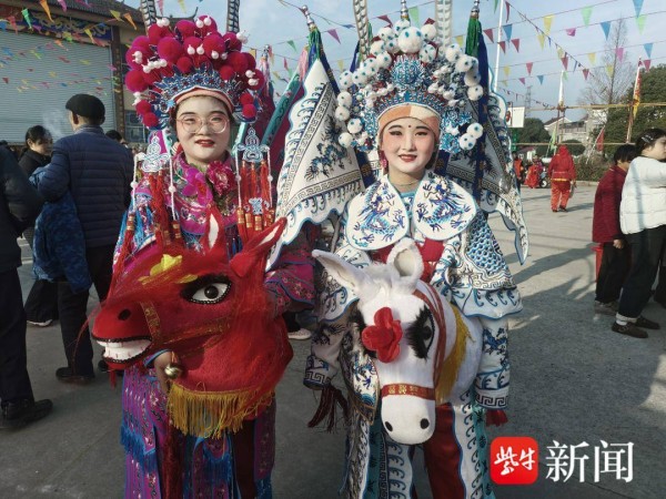 南京高淳路西小马灯41年后再度“舞”起!