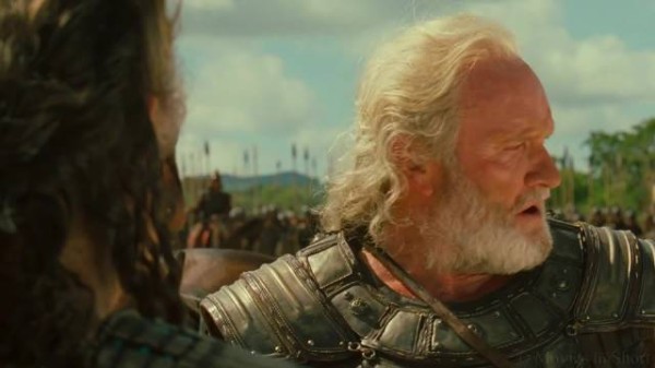 他们以为他是个弱小的士兵，却不知道他是不朽的阿喀琉斯