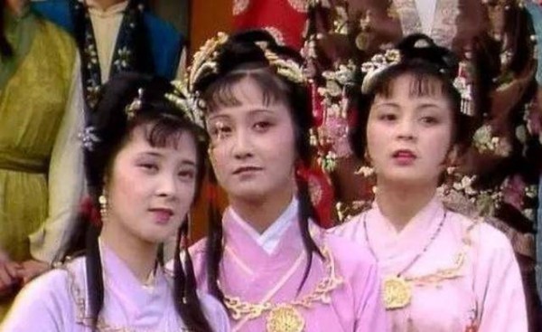 难怪《红楼梦》曾是禁书,你看迎春什么身世?作者映射真胆大!