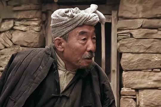 老人家短短几句话，引起了主席的深思！