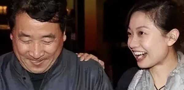 75岁姜昆聪明了一辈子,却干了件糊涂事:46岁女儿依然是单身