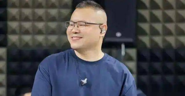 扬言不上春晚一周后,央媒点名岳云鹏,郭德纲的话有人信了