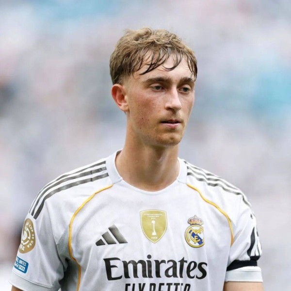 Dean Huijsen 向中国粉丝道歉