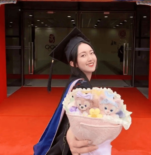 “北大毕业当短剧演员”当事人发声：一场关于选择与热爱的生命突围